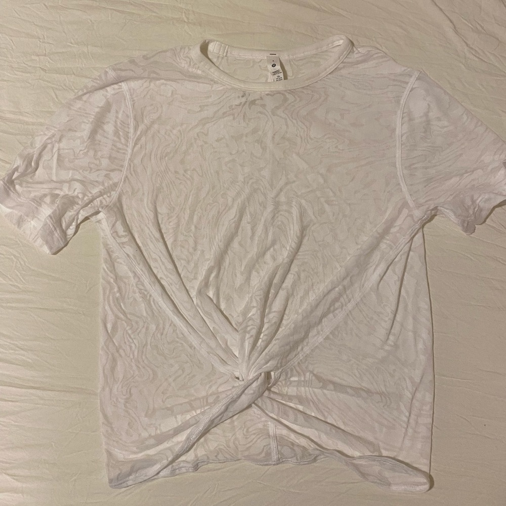 Lululemon top - white cotton with twist tie